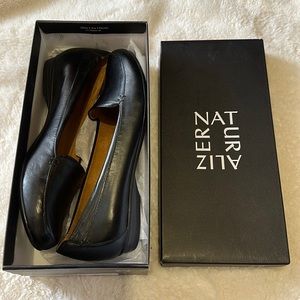 Naturalizer Saban Flats NWT